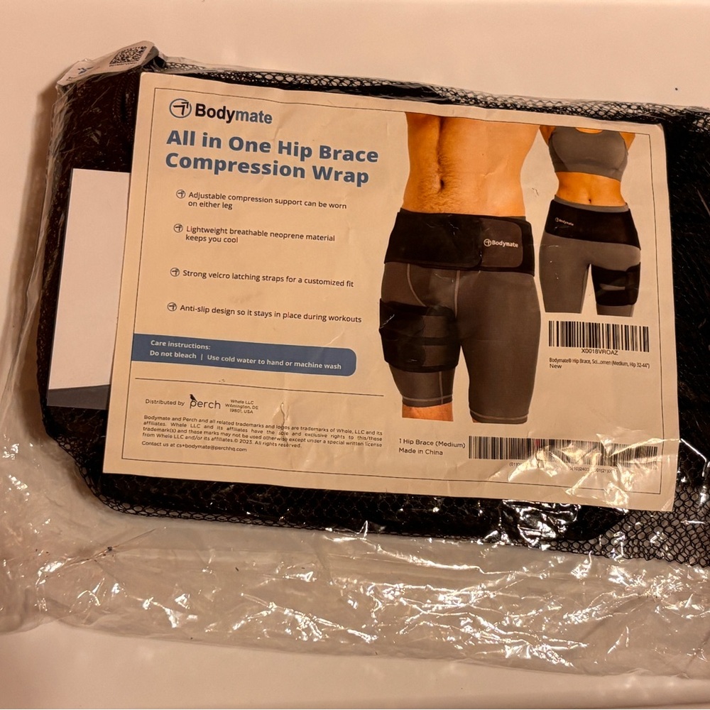Bodymate All in one Black Hip Brace adjustable Compression Wrap Size M (32-43”)